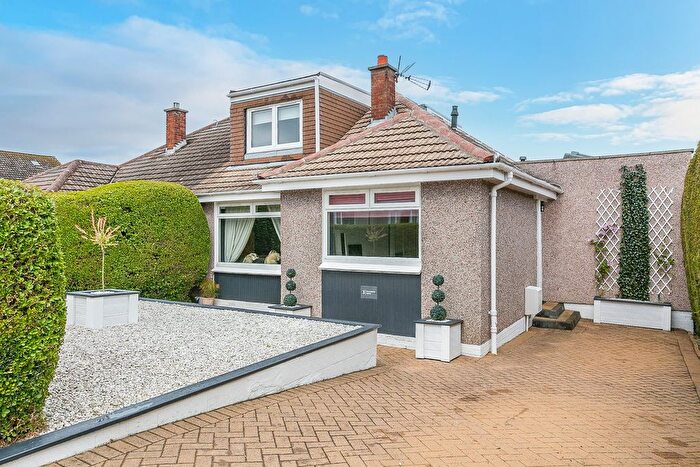 5 Bedroom Semi-Detached House For Sale In Riccarton Drive, Currie, EH14