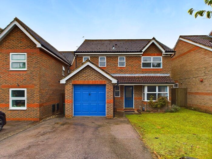 4 Bedroom Detached House To Rent In Moorland Road, Maidenbower, RH10