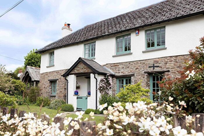 4 Bedroom Cottage For Sale In Horwood, Bideford, EX39