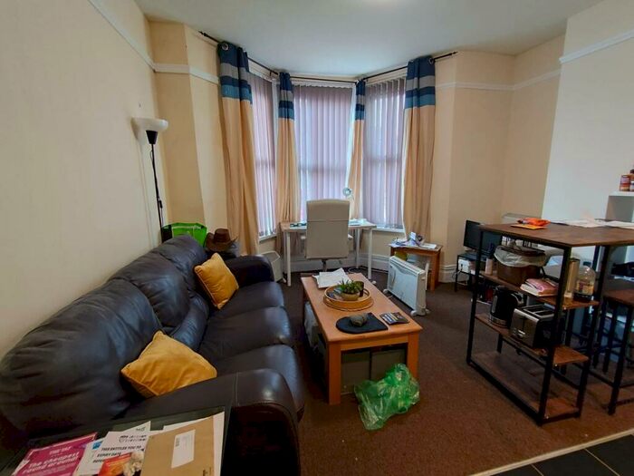 1 Bedroom Flat To Rent In Cathays Terrace, CF24