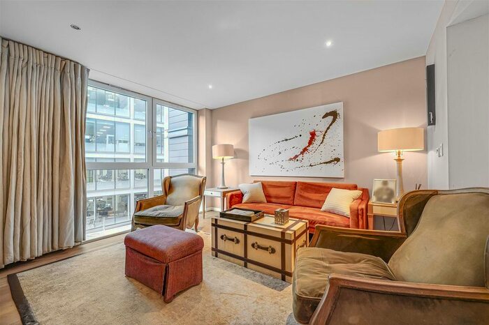 2 Bedroom Flat To Rent In Palace Place, Westminster, London, SW1E