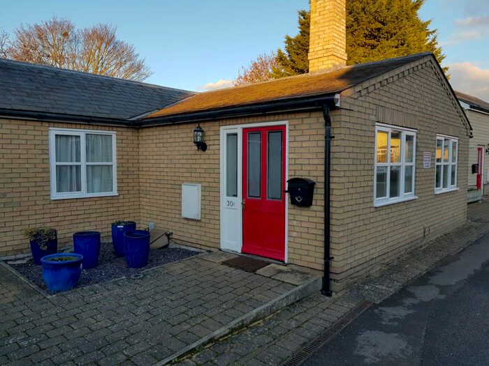 2 Bedroom Bungalow To Rent In High Street, Waterbeach, CB25