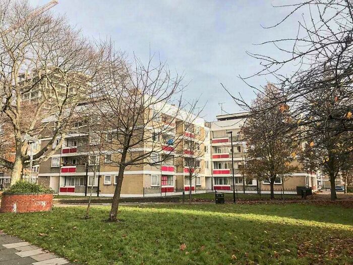 1 Bedroom Apartment To Rent In Chandos House, Orchard Lane, Southampton, SO14