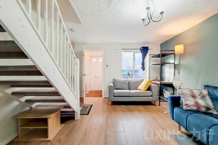 2 Bedroom Terraced House To Rent In Hanover Avenue, London, E16