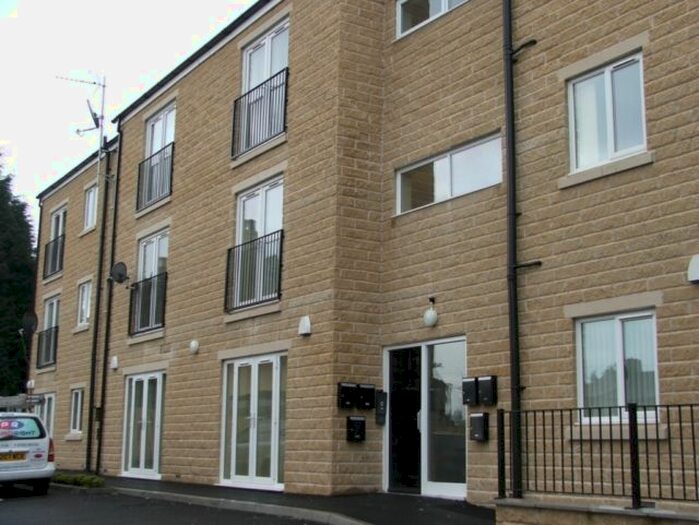 2 Bedroom Property To Rent In Mount Terrace, Pellon, Halifax, HX2