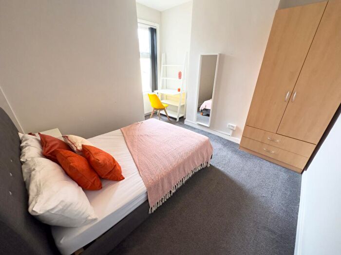 1 Bedroom House To Rent In Jubilee Drive, L7