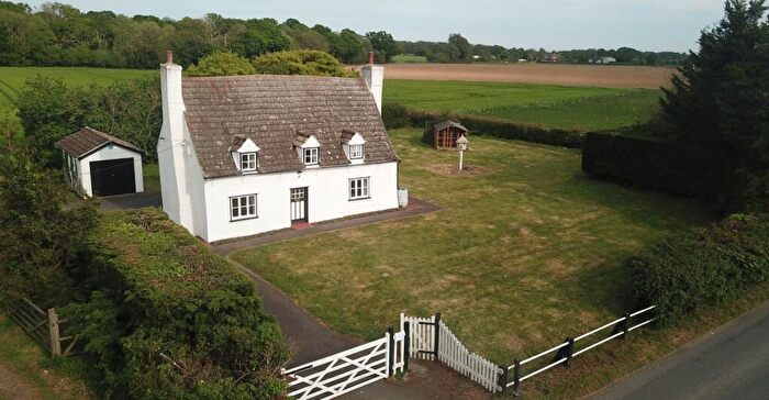 3 Bedroom Cottage For Sale In The Compasses, Clacton Road, Stones Green, Harwich, Essex, CO12