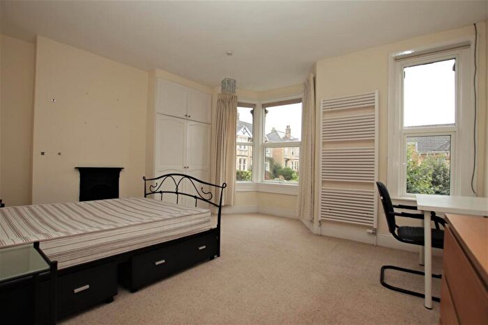 5 Bedroom Detached House To Rent In Kipling Avenue, BA2