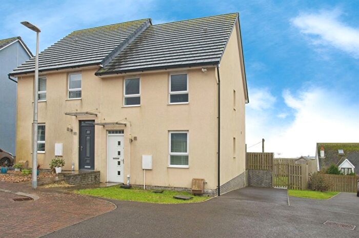3 Bedroom Semi-Detached House For Sale In Crompton Way, Ogmore-By-Sea, Bridgend, CF32