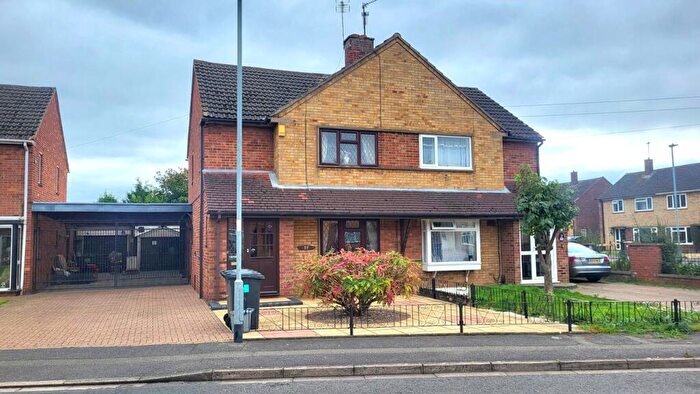 3 Bedroom Semi-Detached House For Sale In Lavender Crescent, Dogsthorpe, Peterborough, PE1