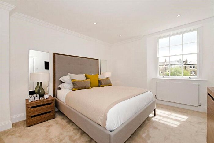 2 Bedroom Flat To Rent In Camden Road, London, NW1