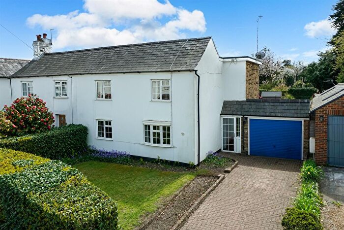 3 Bedroom Semi-Detached House For Sale In Chapel Croft, Chipperfield, Hertfordshire, WD4