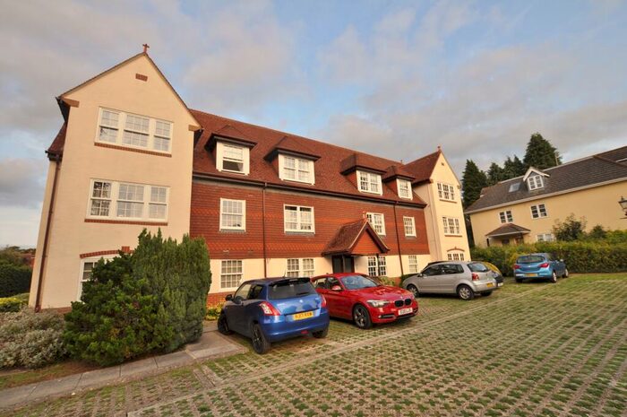 2 Bedroom Apartment To Rent In Cranley Road, Guildford, Surrey, GU1