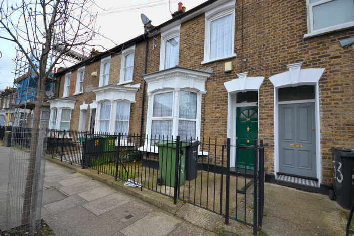 4 Bedroom Terraced House To Rent In Brocklehurst Street, London, SE14