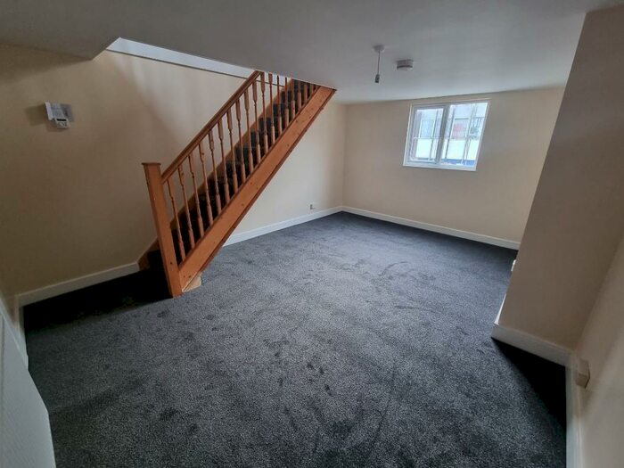 1 Bedroom Flat To Rent In High Street, Sheerness, Kent, ME12