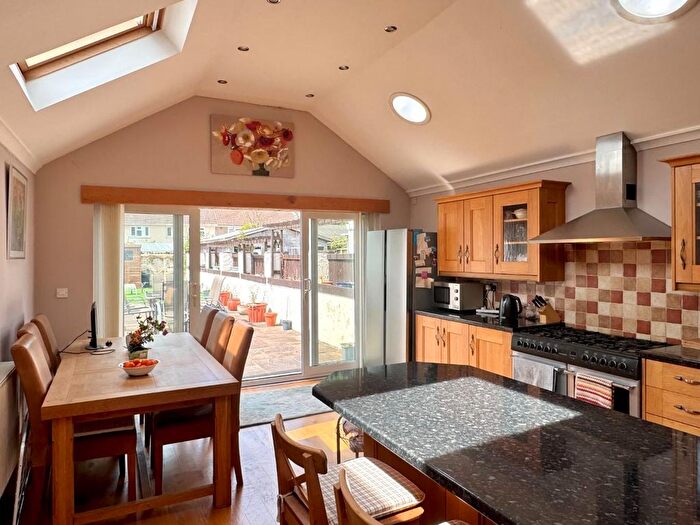 3 Bedroom Terraced House For Sale In Redlands Road, Penarth, CF64