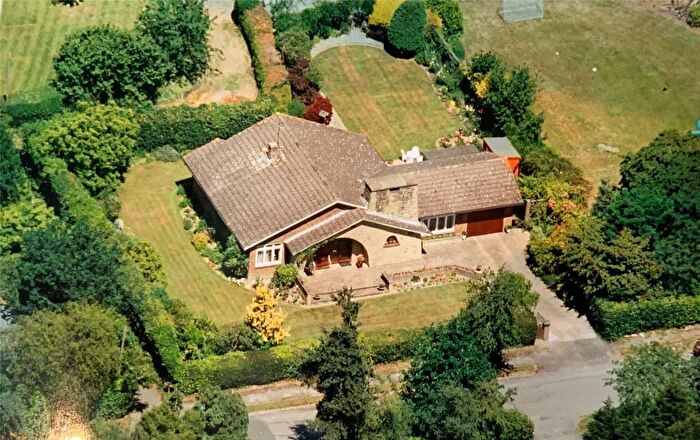 3 Bedroom Bungalow For Sale In East Grinstead, West Sussex, RH19