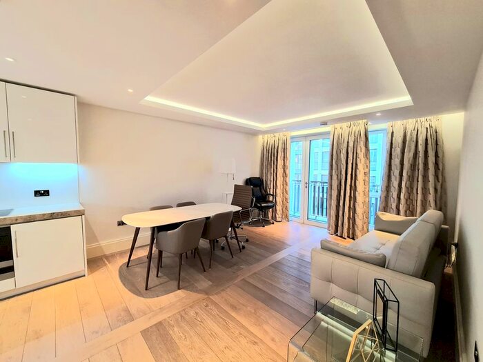 1 Bedroom Flat To Rent In Arundel Street, London, WC2R