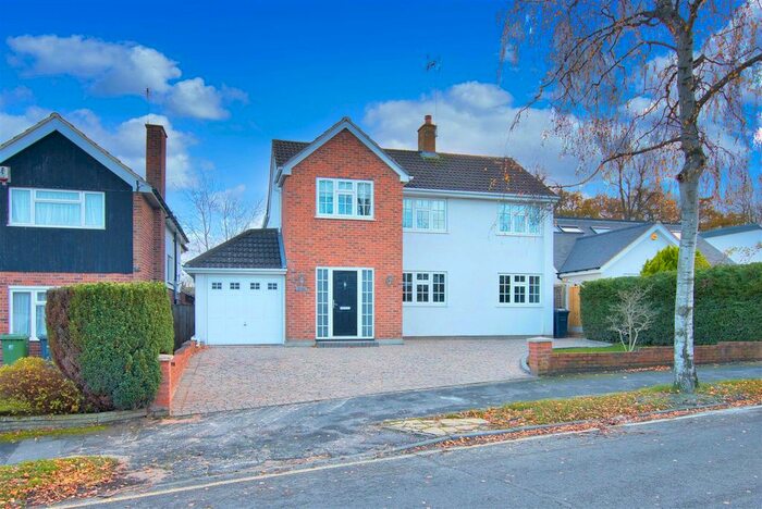 5 Bedroom Detached House To Rent In Lodge Avenue, Elstree, Borehamwood, WD6