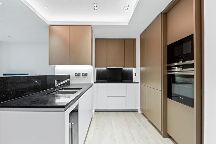 2 Bedroom Apartment For Sale In Carrara Tower, Bollinder Place, London, EC1V - Photo 9