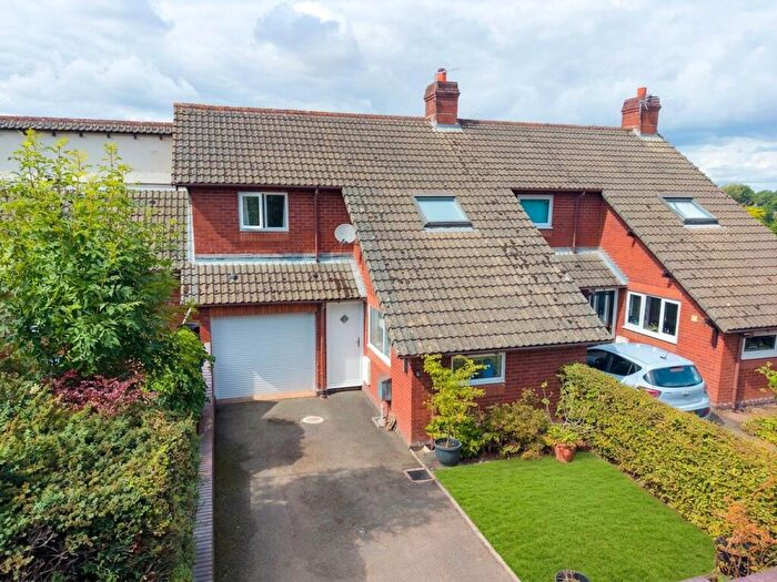 3 Bedroom Terraced House For Sale In Yeo View, Yeoford, EX17