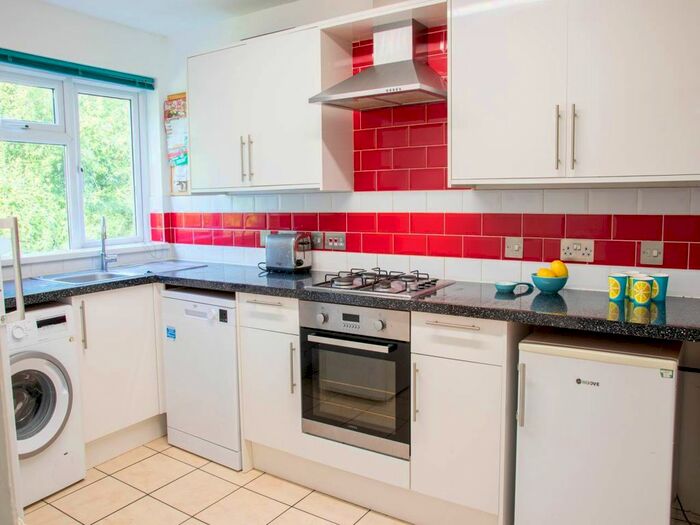 4 Bedroom Property To Rent In Ulcombe Gardens, Canterbury, Kent CT2