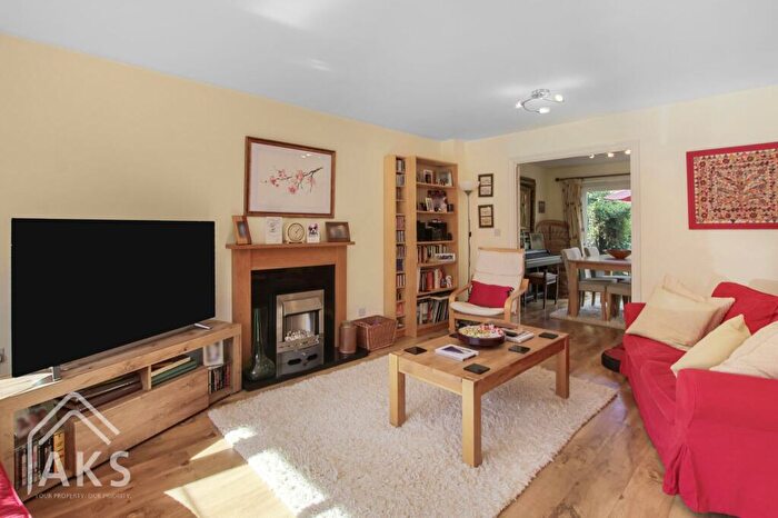 4 Bedroom Detached House For Sale In Old Station Close, Etwall, DE65