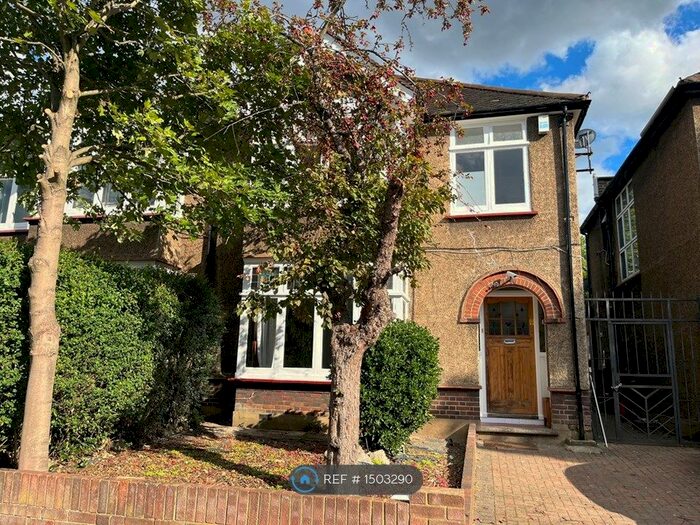 1 Bedroom Flat To Rent In Shooters Hill, London, SE18