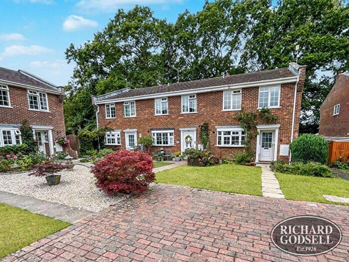3 Bedroom Terraced House For Sale In Burton Christchurch, BH23