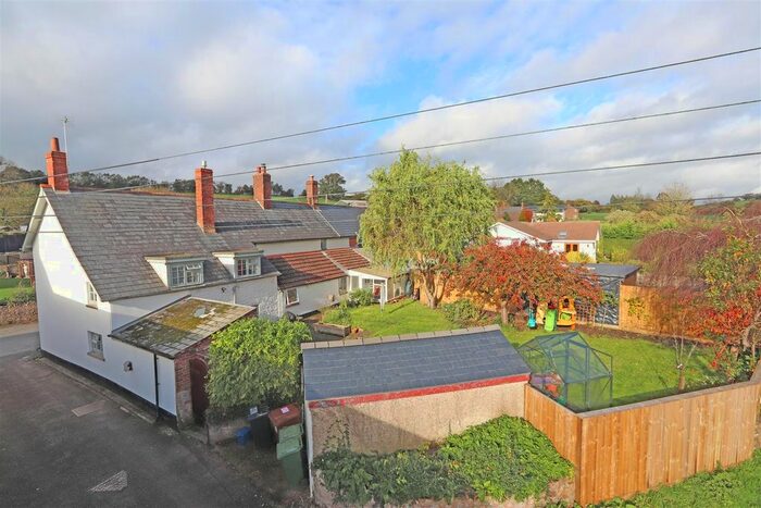 5 Bedroom Semi-Detached House For Sale In Kentisbeare, Cullompton, EX15