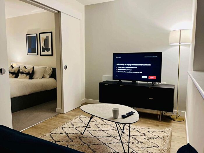1 Bedroom Apartment For Sale In Apartment, Paragon House, Seymour Grove, Manchester, M16