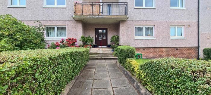 2 Bedroom Flat To Rent In Ashmore Road, Merrylee, Glasgow, G43