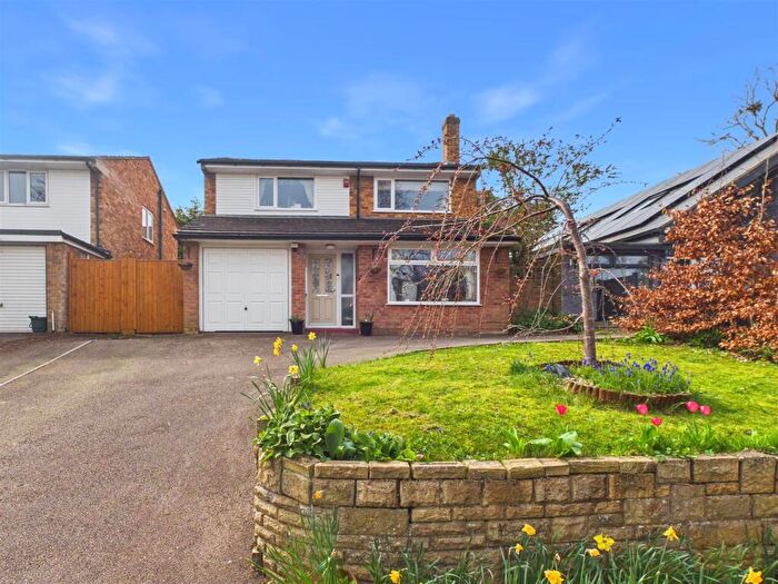 4 Bedroom Detached House For Sale In The Avenue, Churchdown, Gloucester, GL3