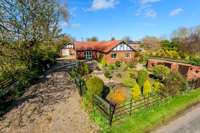 3 Bedroom Detached Bungalow For Sale In Summergates Lane, Bratoft, Skegness, Lincs, PE24