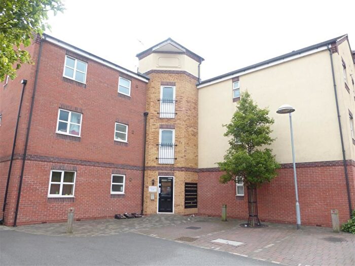 2 Bedroom Flat To Rent In Manorhouse Close, Walsall, WS1