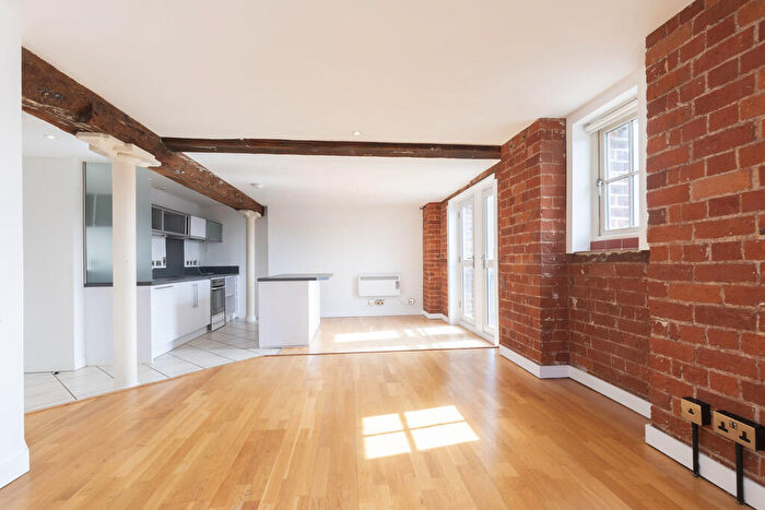 2 Bedroom Apartment To Rent In Albert Warehouse, The Docks, Gloucester, GL1
