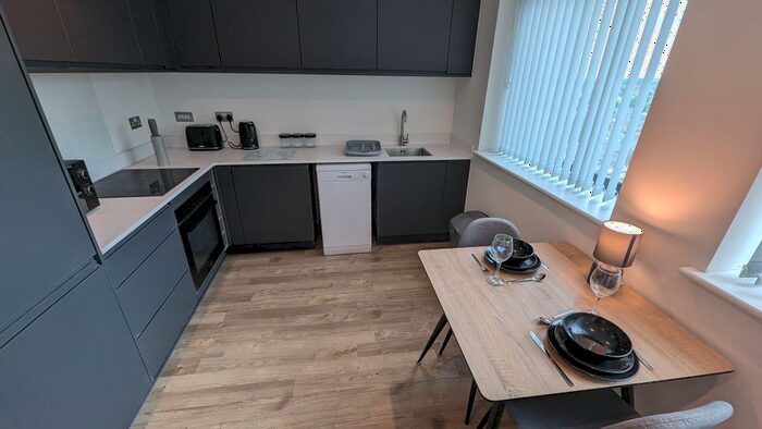 1 Bedroom Flat To Rent In Seymour Grove, Old Trafford, Manchester, M16