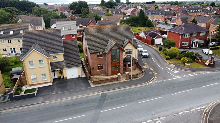 6 Bedroom Detached House For Sale In Cwrt Gwscwm, Burry Port, Carmarthenshire, SA16