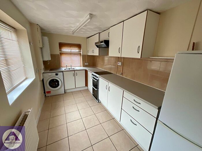 2 Bedroom Maisonette To Rent In High Street, Blaina, NP13