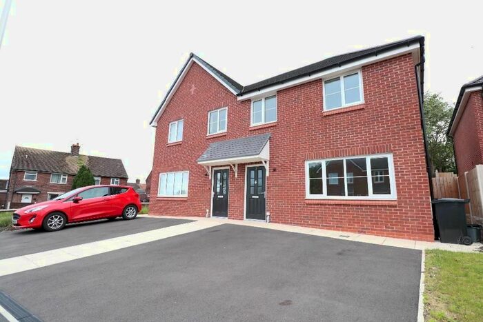 3 Bedroom Semi-Detached House To Rent In Pleton Close, Northwich CW8