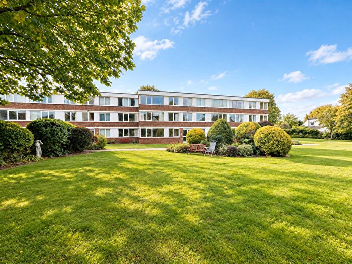 2 Bedroom Flat For Sale In Offered With No Onward Chain Grange Court, Henleaze, BS9