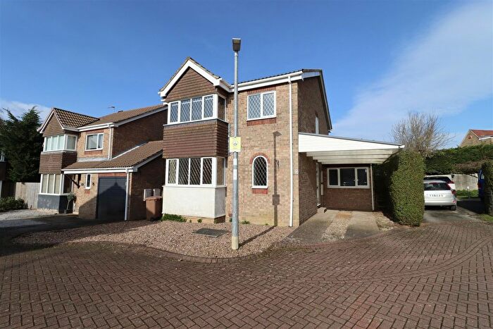 4 Bedroom Detached House For Sale In Orchard Court, Market Weighton, York, YO43