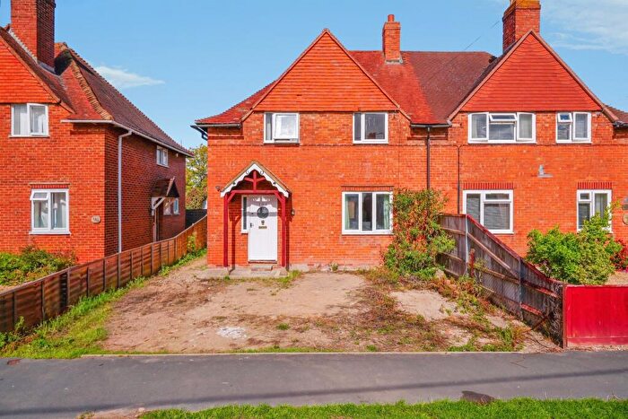 3 Bedroom Semi-Detached House For Sale In Kynaston Road, Didcot, OX11