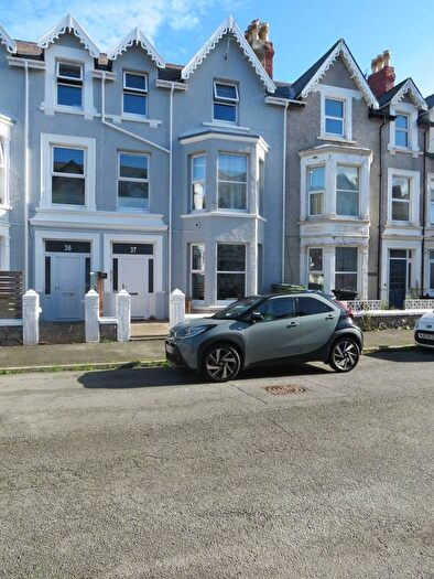 1 Bedroom Flat To Rent In Clifton Road, Llandudno, LL30