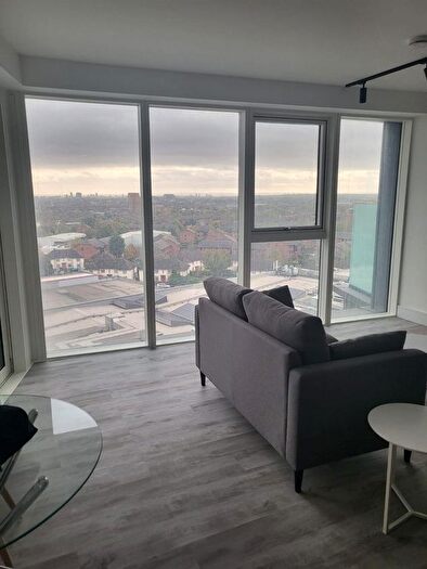 1 Bedroom Flat To Rent In Icon Tower, Acton, W3