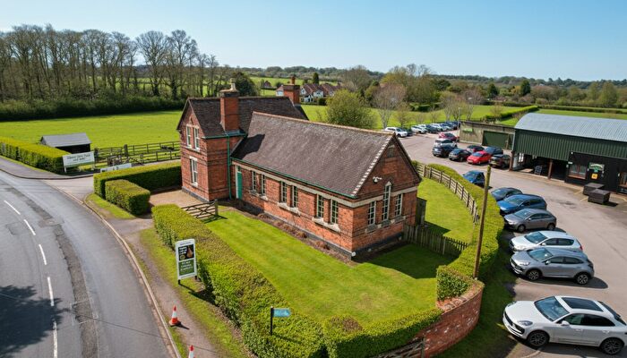 3 Bedroom Detached House For Sale In Weeford Road, Sutton Coldfield, B75