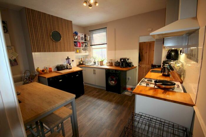 3 Bedroom House To Rent In Goodman Street, Burton Upon Trent, Staffordshire, DE14