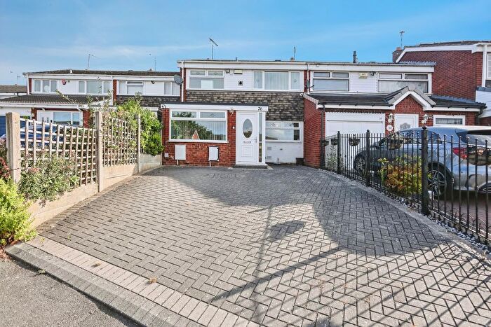 3 Bedroom Terraced House For Sale In Woodfort Road, Birmingham, West Midlands, B43