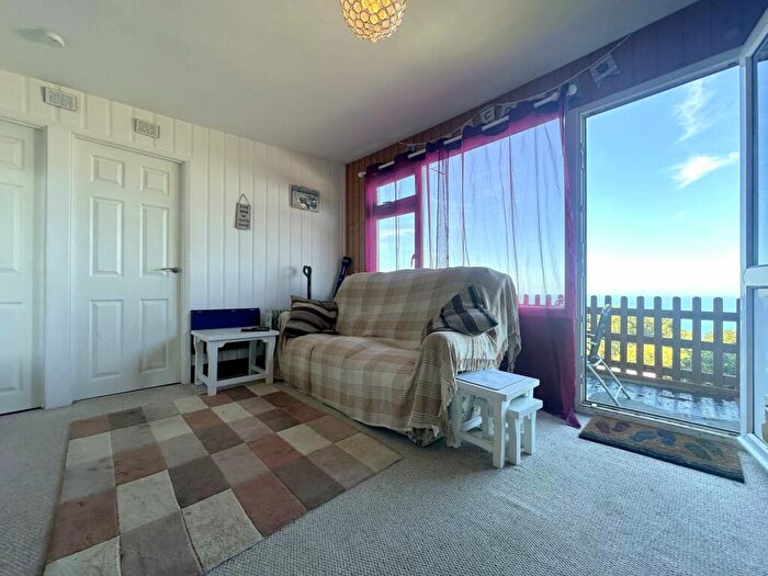 2 Bedroom Chalet For Sale In Sea Valley, Buck`s Cross, EX39