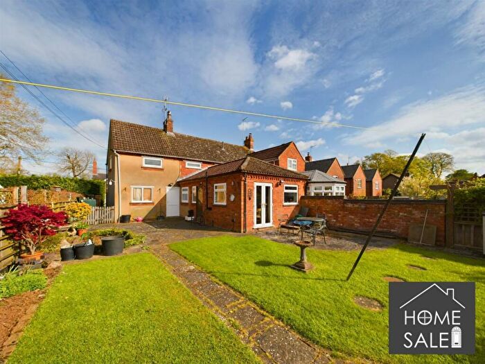 3 Bedroom Cottage For Sale In High Street, Naseby, NN6